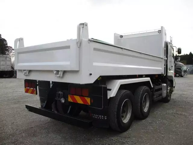 平成25年03月中古大型日野日野の画像5