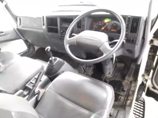 平成26年03月中古中型いすゞいすゞの画像5