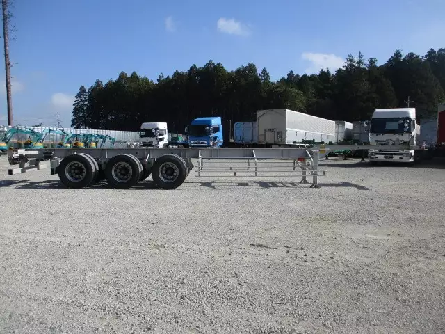 40FTコンテナシャシ 3軸リーフサス 積載30,480㎏ 第五輪10,920㎏以上の画像4