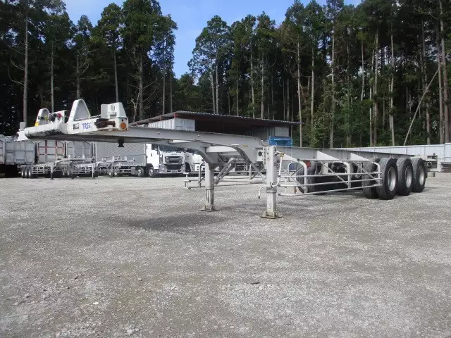 40FTコンテナシャシ 3軸リーフサス 積載30,480㎏ 第五輪10,920㎏以上の画像1