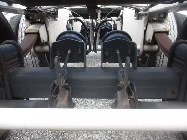 40FTコンテナシャシ 3軸リーフサス 積載30,480㎏ 第五輪10,920㎏以上の画像24