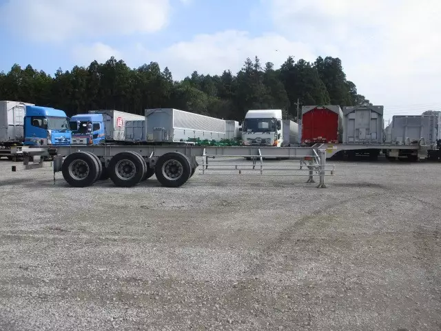 40FTコンテナシャシ 3軸リーフサス 積載30,480㎏ 第五輪10,920㎏以上の画像4