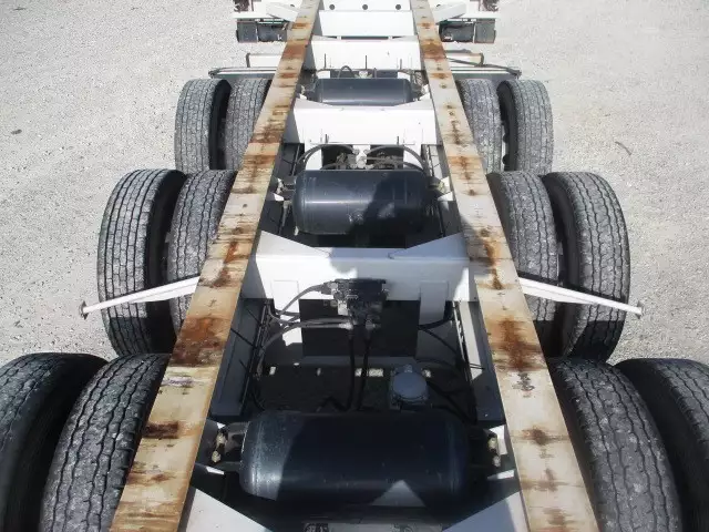 40FTコンテナシャシ 3軸リーフサス 積載30,480㎏ 第五輪10,920㎏以上の画像21