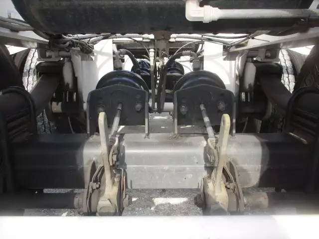 40FTコンテナシャシ 3軸リーフサス 積載30,480㎏ 第五輪10,920㎏以上の画像22