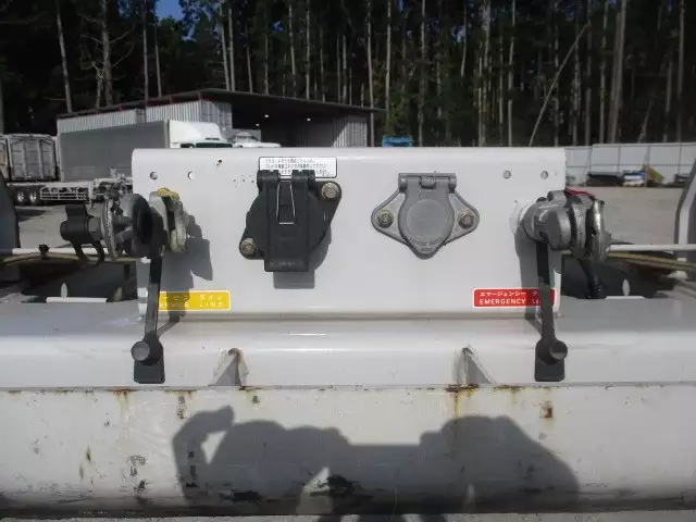 40FTコンテナシャシ 3軸リーフサス 積載30,480㎏ 第五輪10,920㎏以上の画像9