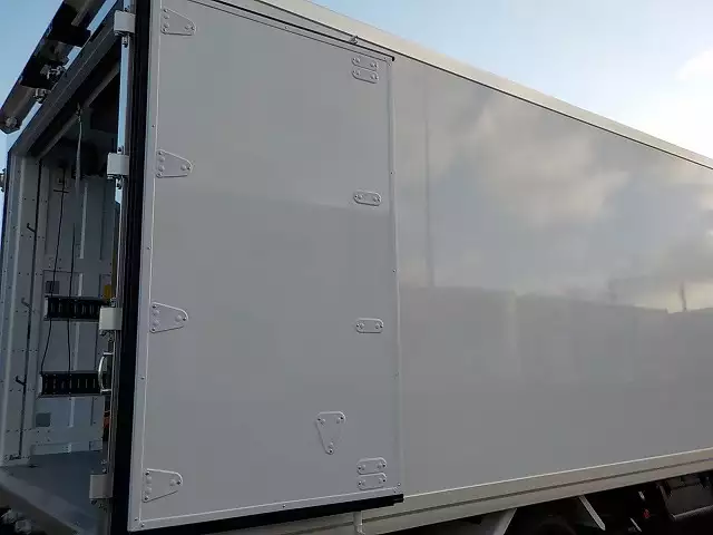 令和03年00月中古中型冷凍バン・ウィング日野日野の画像33