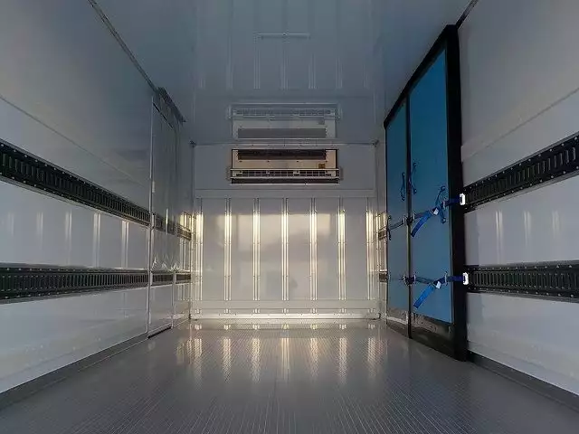 令和03年00月中古中型冷凍バン・ウィング日野日野の画像37