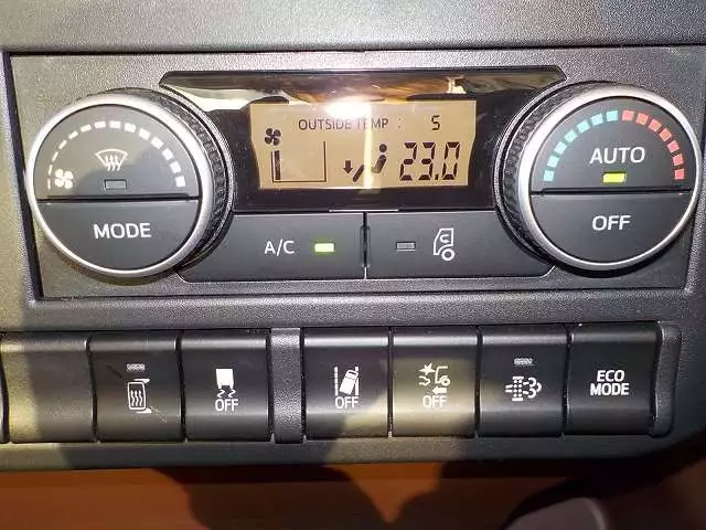 令和03年00月中古中型冷凍バン・ウィング日野日野の画像59