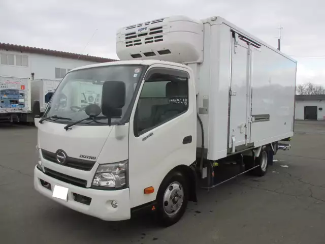 平成29年09月中古小型冷凍バン・ウィング日野デュトロの画像1