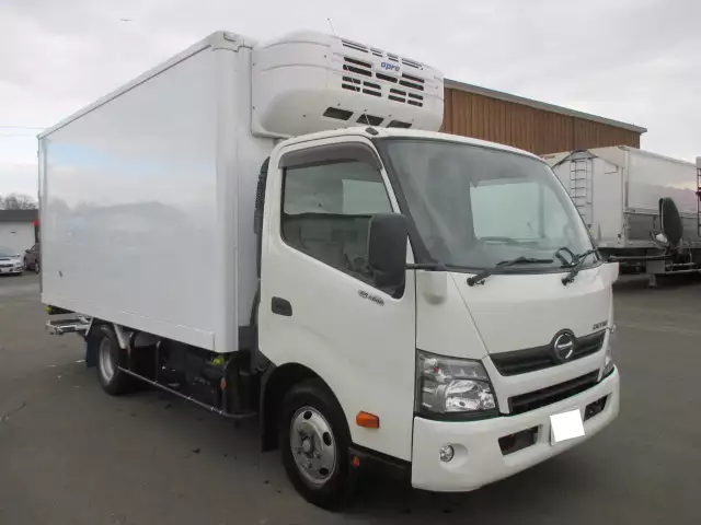 平成29年09月中古小型冷凍バン・ウィング日野デュトロの画像3