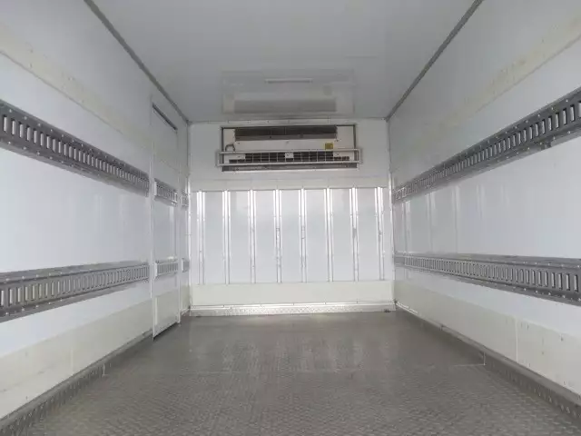 平成29年09月中古小型冷凍バン・ウィング日野デュトロの画像24