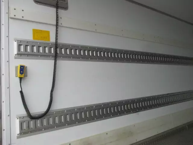 平成29年09月中古小型冷凍バン・ウィング日野デュトロの画像25