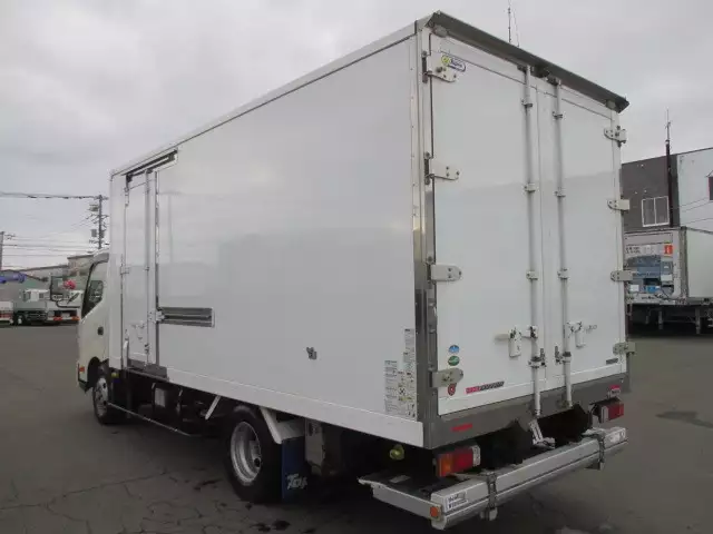 平成29年09月中古小型冷凍バン・ウィング日野デュトロの画像7