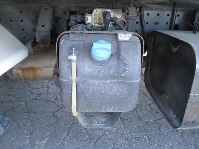 平成28年03月中古小型冷凍バン・ウィング三菱ふそうキャンターの画像20