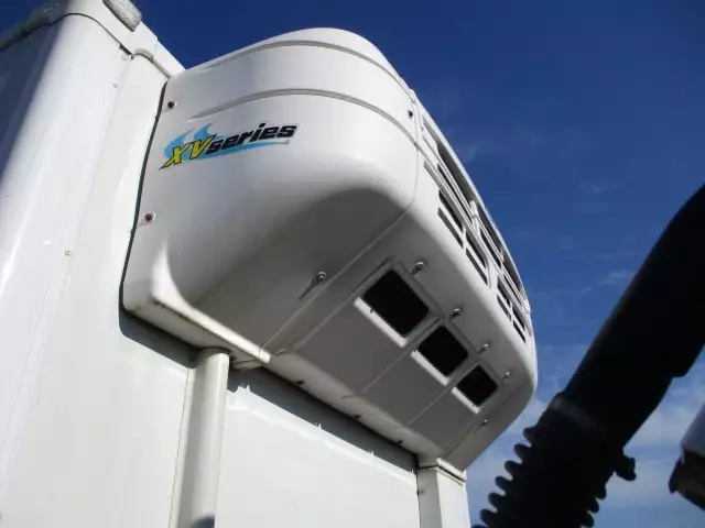 平成28年03月中古小型冷凍バン・ウィング三菱ふそうキャンターの画像42