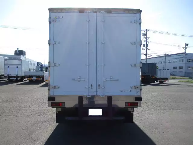 平成28年03月中古小型冷凍バン・ウィング三菱ふそうキャンターの画像6