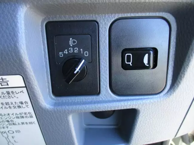 平成28年03月中古小型冷凍バン・ウィング三菱ふそうキャンターの画像53