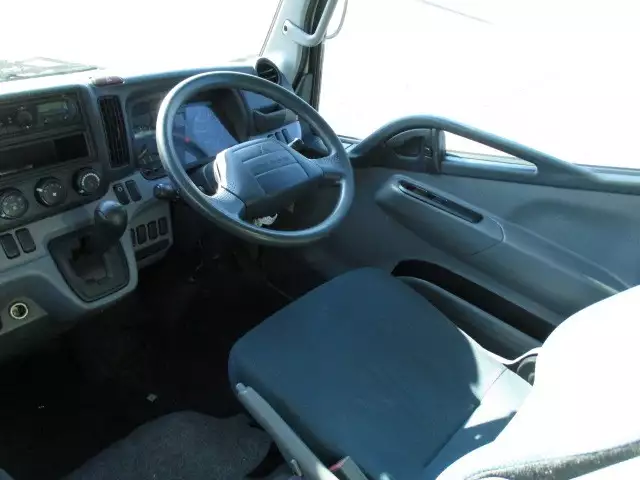 平成28年03月中古小型冷凍バン・ウィング三菱ふそうキャンターの画像59