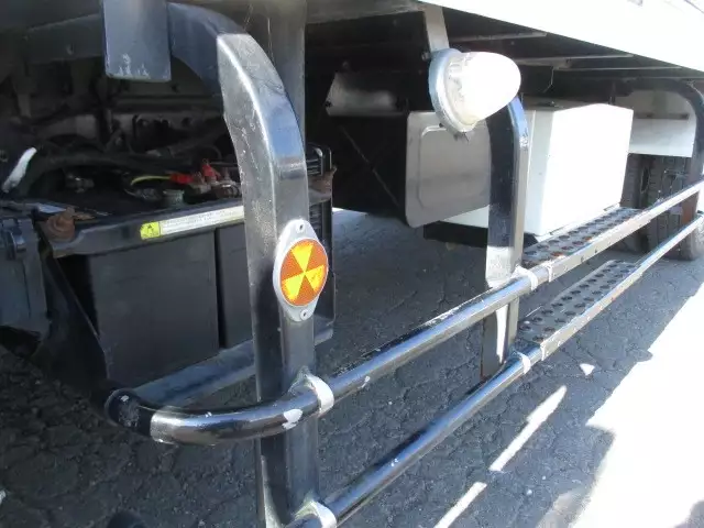 平成28年03月中古小型冷凍バン・ウィング三菱ふそうキャンターの画像9