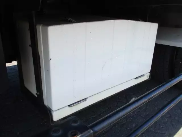 平成28年03月中古小型冷凍バン・ウィング三菱ふそうキャンターの画像10