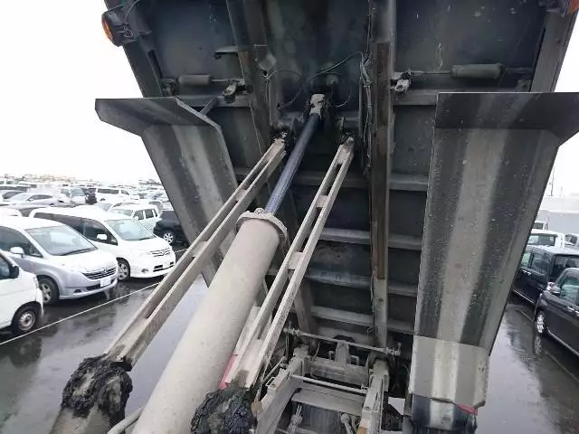 平成19年05月中古大型日野日野の画像16