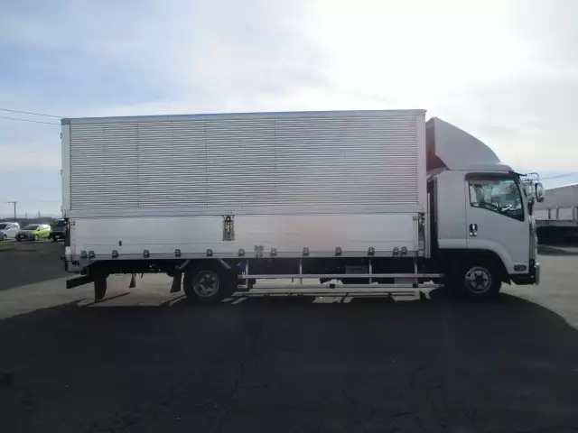 平成29年07月中古中型アルミバン・ウィングいすゞフォワードの画像4