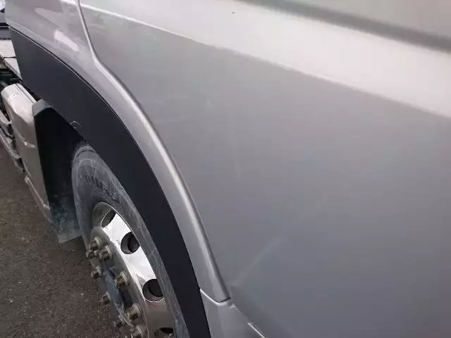 平成28年10月中古小型トラクタヘッド日産UDUDトラックスの画像20