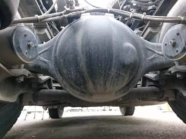 平成28年10月中古小型トラクタヘッド日産UDUDトラックスの画像29