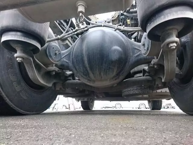 平成28年10月中古小型トラクタヘッド日産UDUDトラックスの画像30