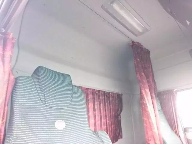 平成28年10月中古小型トラクタヘッド日産UDUDトラックスの画像32