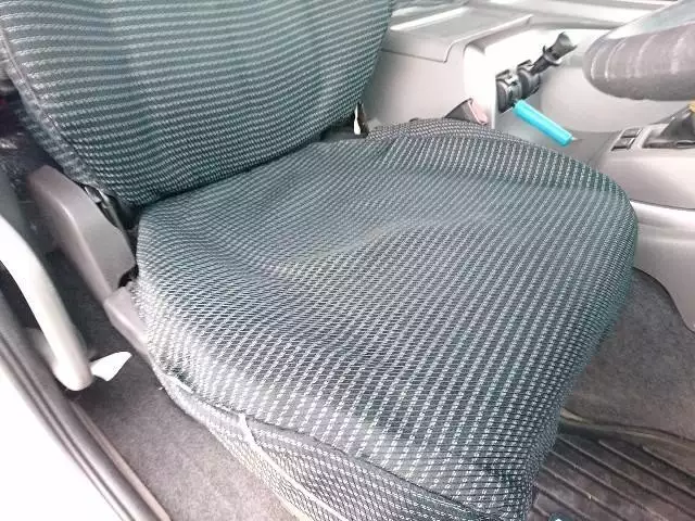 平成28年10月中古小型トラクタヘッド日産UDUDトラックスの画像33