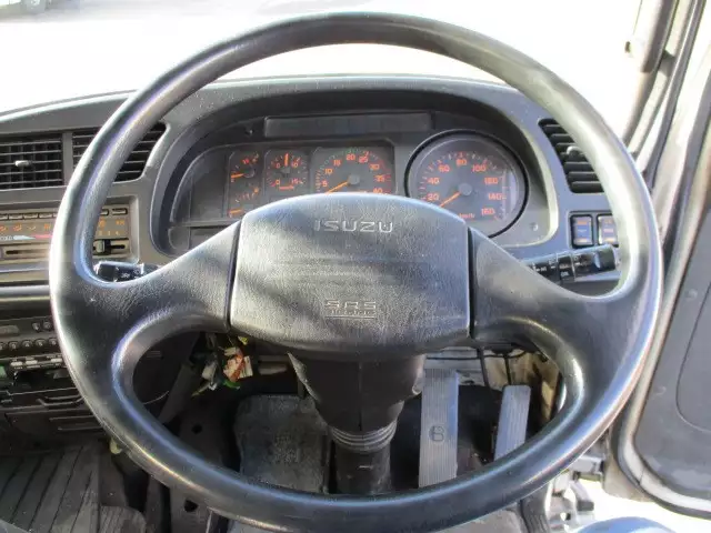 平成15年09月中古中型アルミバン・ウィングいすゞフォワードの画像17