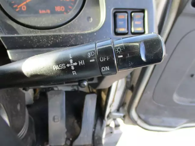 平成15年09月中古中型アルミバン・ウィングいすゞフォワードの画像18