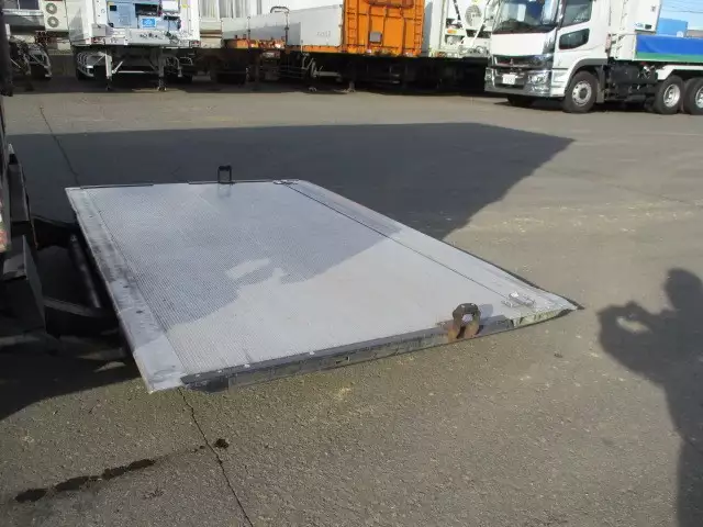 平成11年12月中古中型アルミバン・ウィングいすゞいすゞの画像19