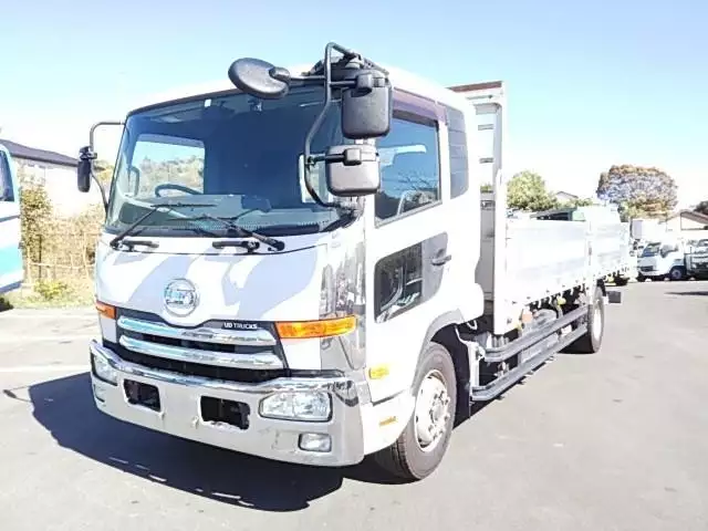 平成24年03月中古大型日産UDUDトラックスの画像1