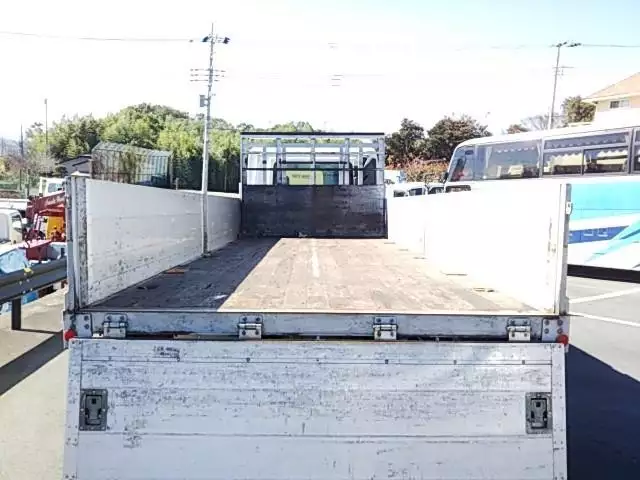 平成24年03月中古大型日産UDUDトラックスの画像19