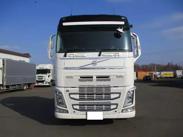 平成30年03月中古大型トラクタヘッドボルボボルボの画像2