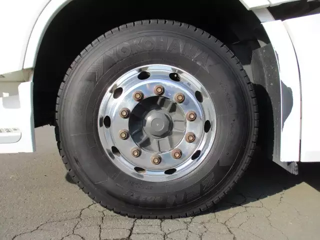 平成30年03月中古大型トラクタヘッドボルボボルボの画像11