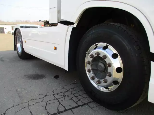 平成30年03月中古大型トラクタヘッドボルボボルボの画像21