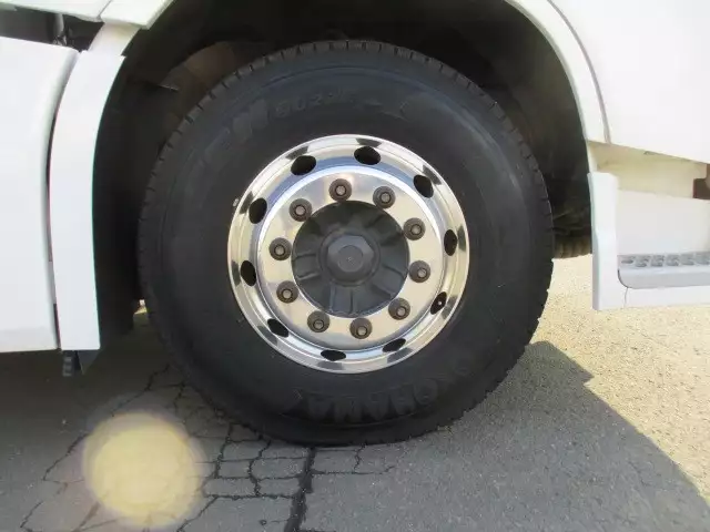 平成30年03月中古大型トラクタヘッドボルボボルボの画像23