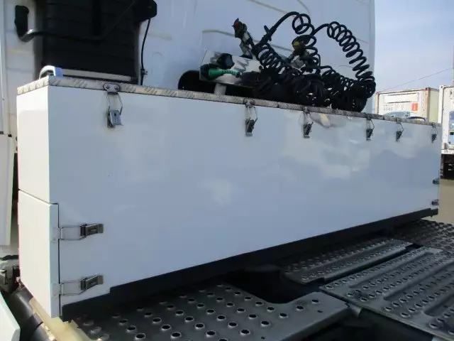 平成30年03月中古大型トラクタヘッドボルボボルボの画像29