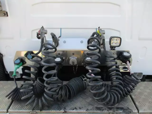 平成30年03月中古大型トラクタヘッドボルボボルボの画像30