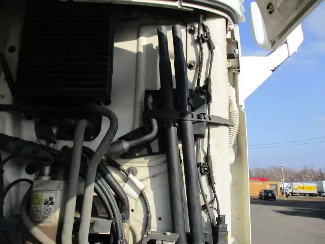 平成30年03月中古大型トラクタヘッドボルボボルボの画像35