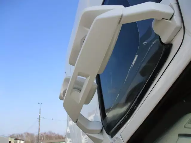 平成30年03月中古大型トラクタヘッドボルボボルボの画像45