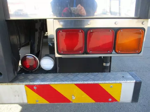 平成28年05月中古大型冷凍バン・ウィング三菱ふそうスーパーグレートの画像19