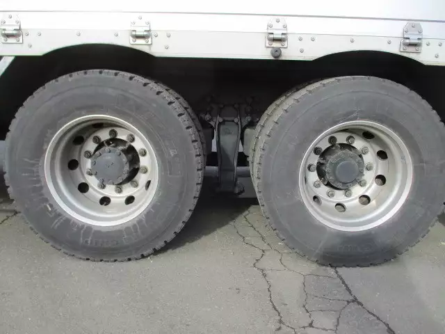 平成28年05月中古大型冷凍バン・ウィングいすゞギガの画像12