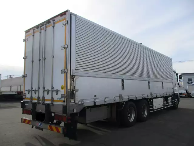 平成28年05月中古大型冷凍バン・ウィングいすゞギガの画像5