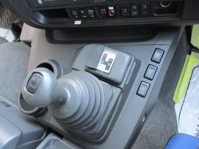 平成28年05月中古大型冷凍バン・ウィングいすゞギガの画像56