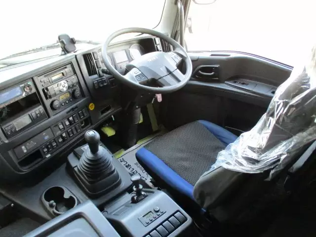 平成28年05月中古大型冷凍バン・ウィングいすゞギガの画像60