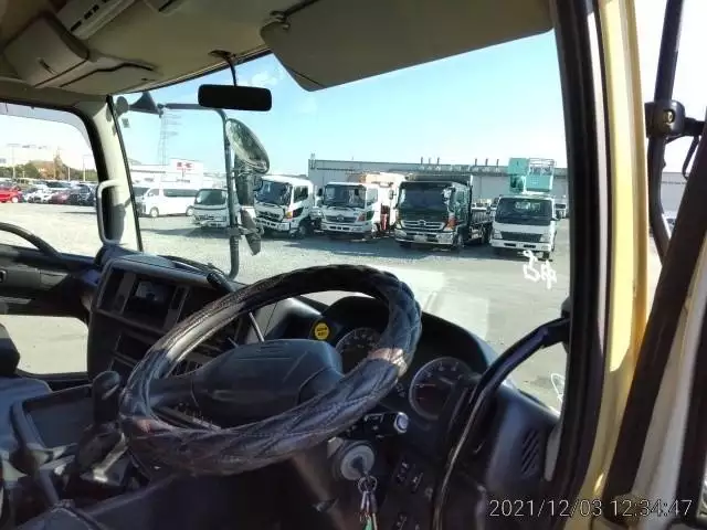 平成26年08月中古大型トラクタヘッド日野日野の画像5